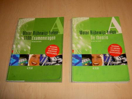 te koop theorieboeken
