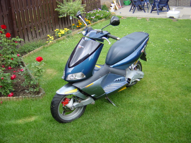 aprilia area 51