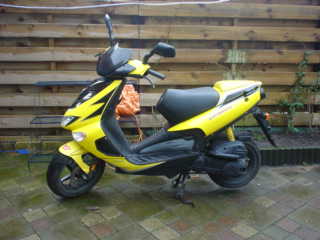 Aprilia SR-50 Sport Di-tech