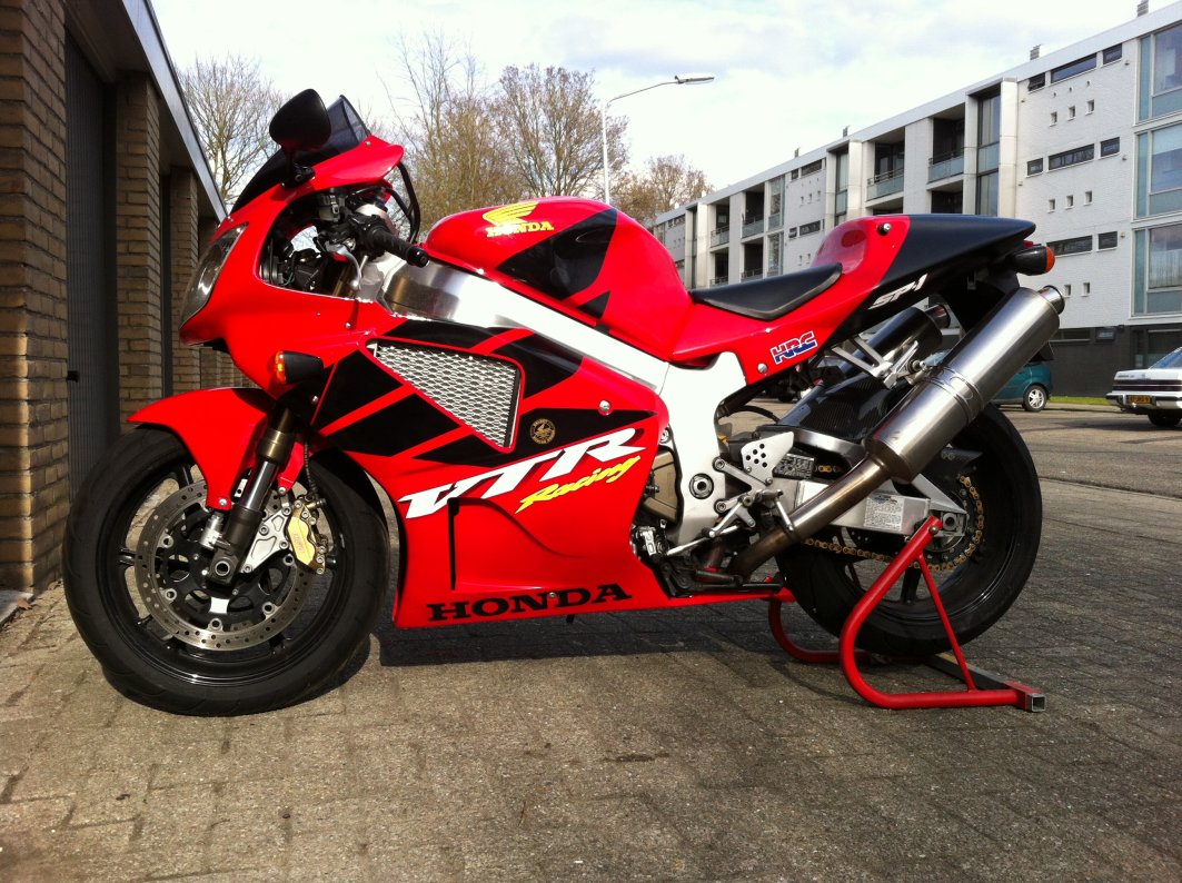 Te koop: Honda VTR SP-1