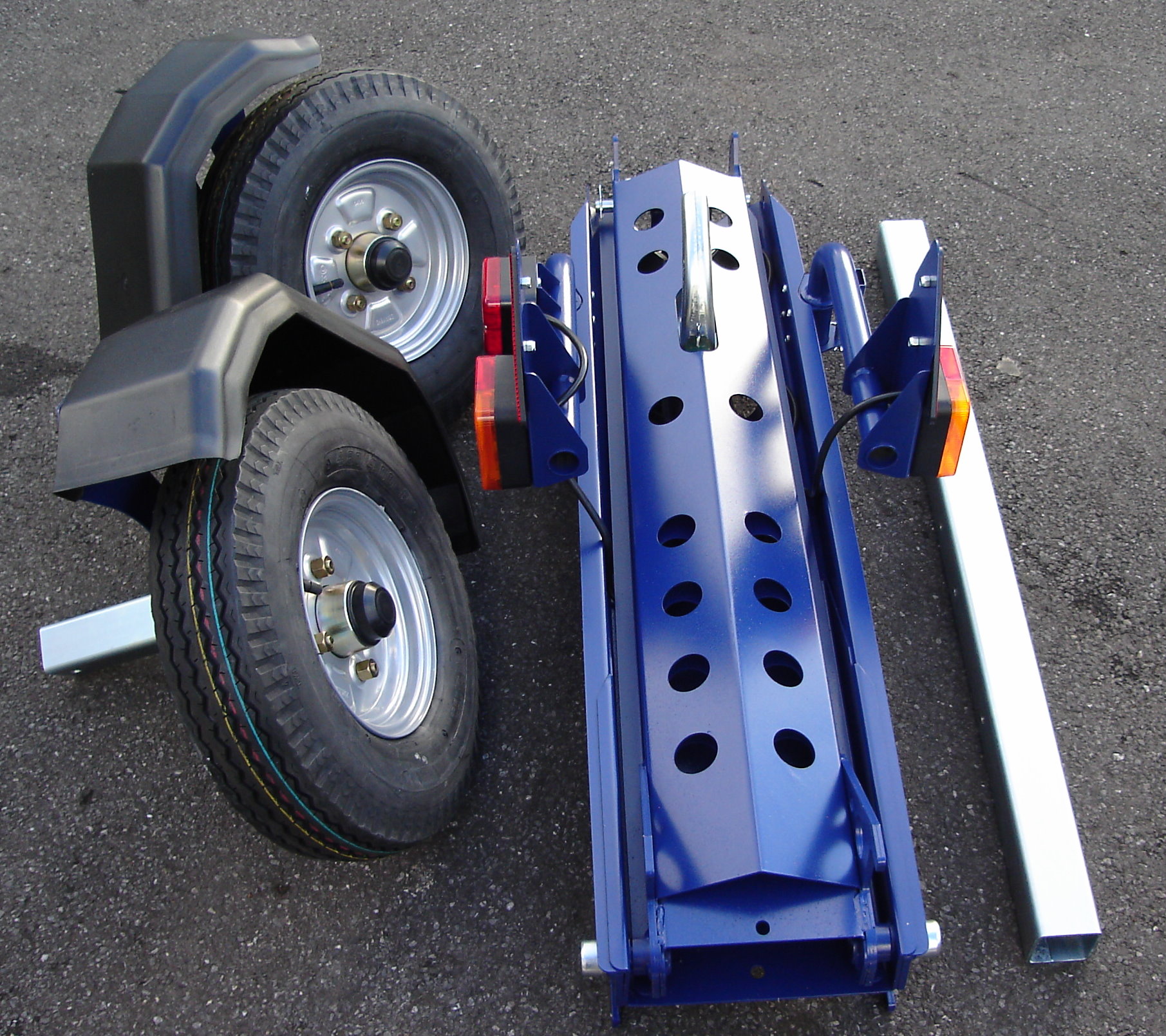 Bijzondere nieuwe motor trailer demodag limburg