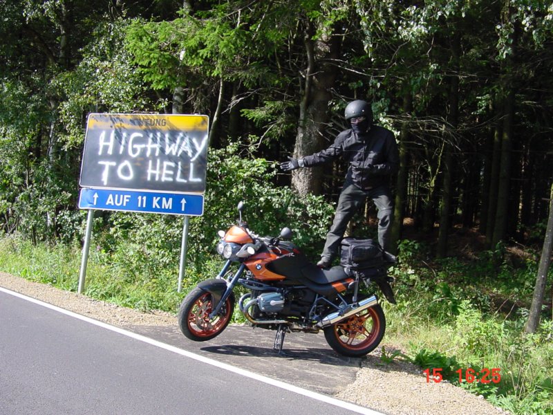 Limburgse motorrijdsters omgeving Maasmechelen gezocht! 