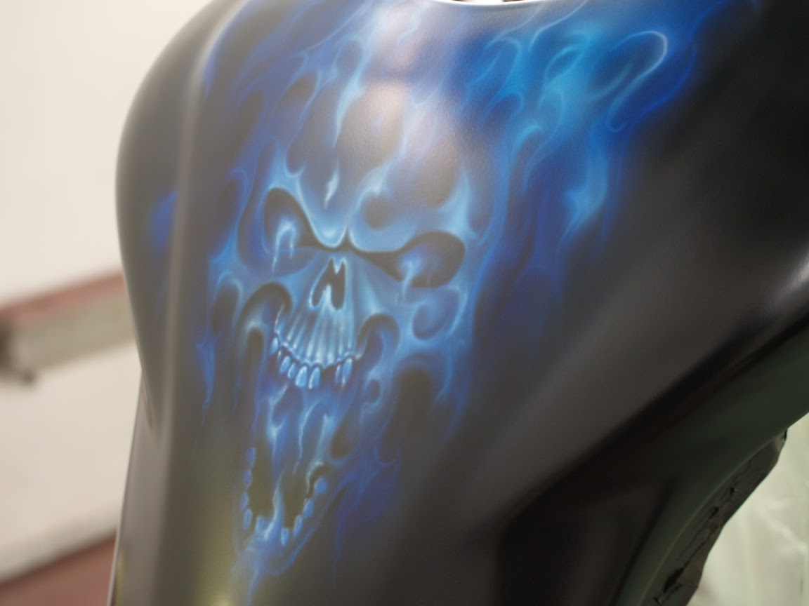 MT01 van standaard tot special paint bike