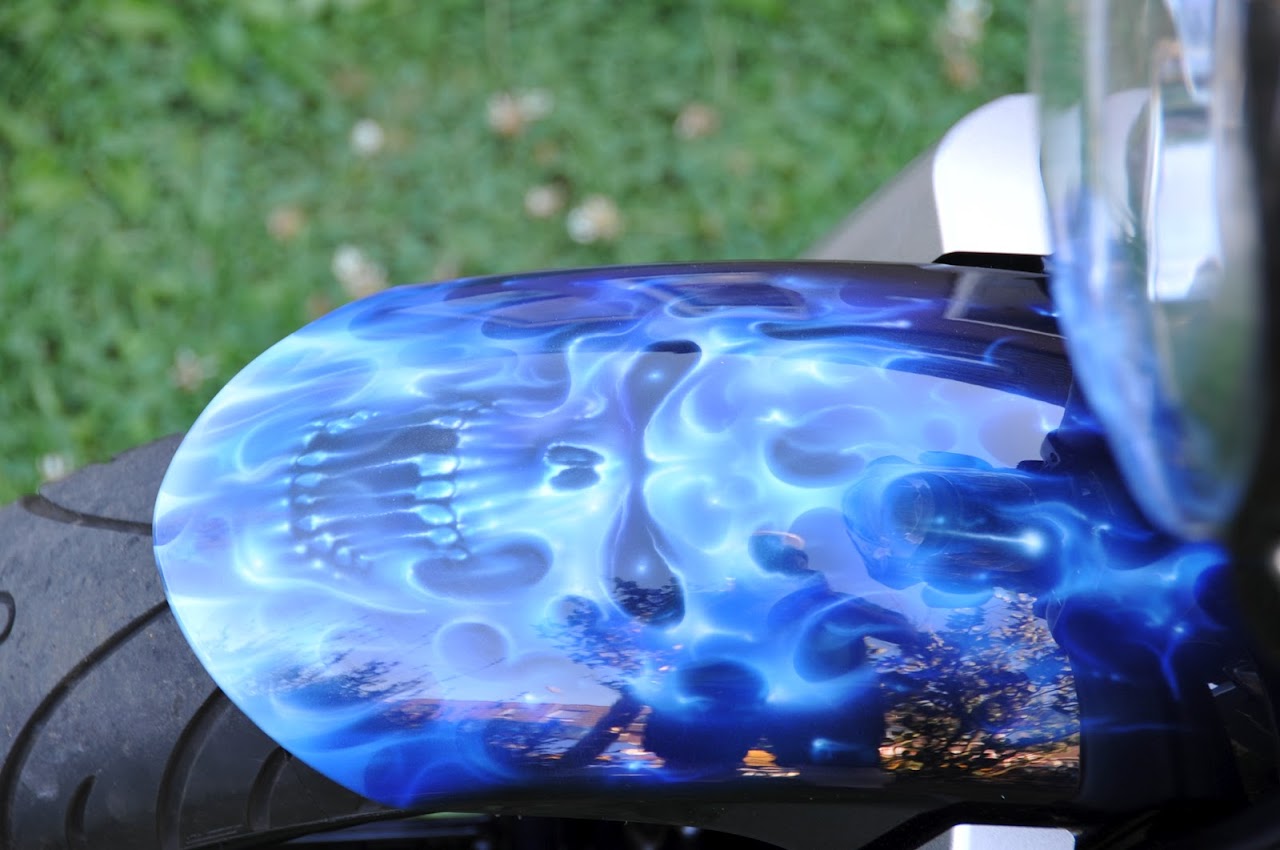 MT01 van standaard tot special paint bike