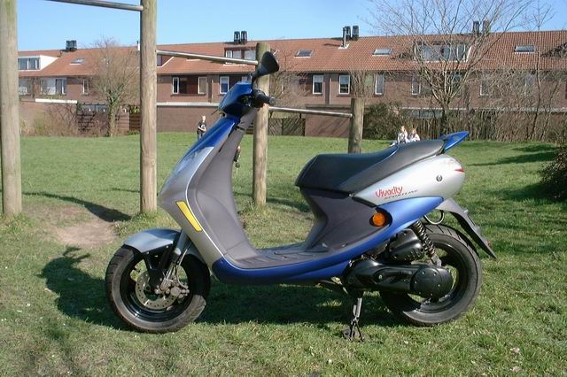scooter Peugeot Vivacity Sportline