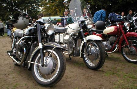 Moto Guzzi V7 dag 