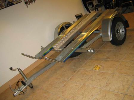 TE KOOP: Motor Aanhangwagen Mako
