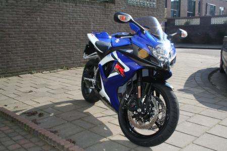 Mijn GSXR750-K6 is binnen!!!