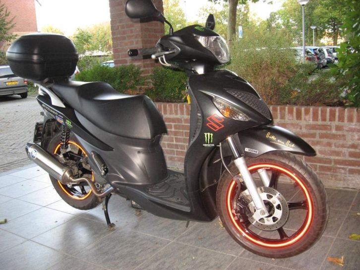 Te koop: Suzuki  Sixteen 150