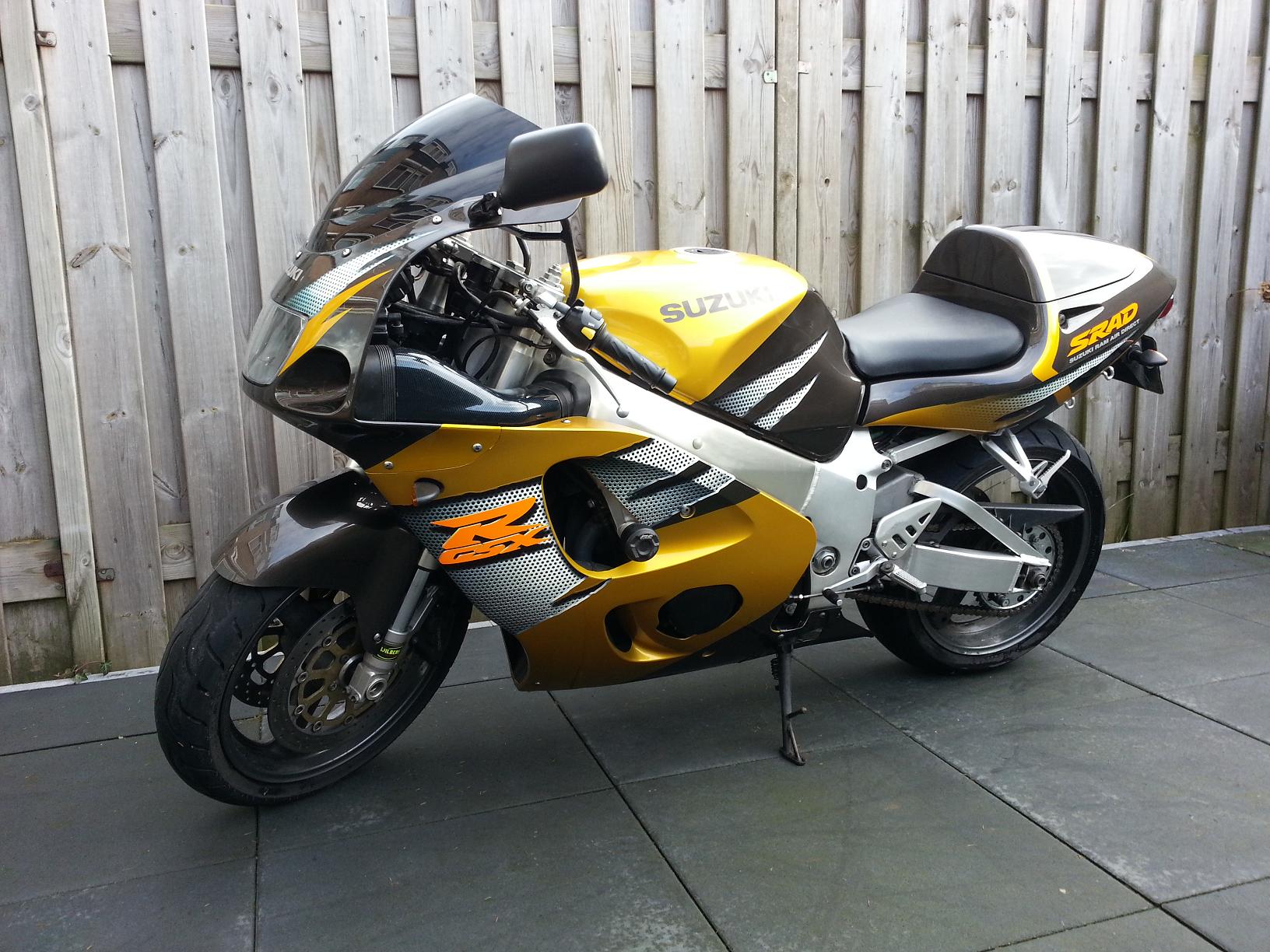 Te koop: SUZUKI GSXR-750SRAD